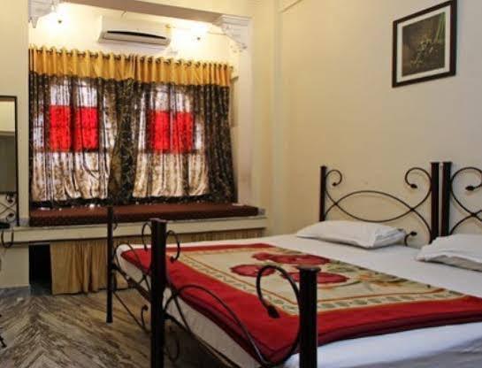 Heritage Haveli Bed and Breakfast Udaipur Esterno foto