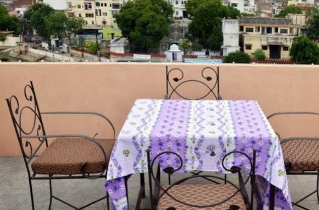 Heritage Haveli Bed and Breakfast Udaipur Esterno foto